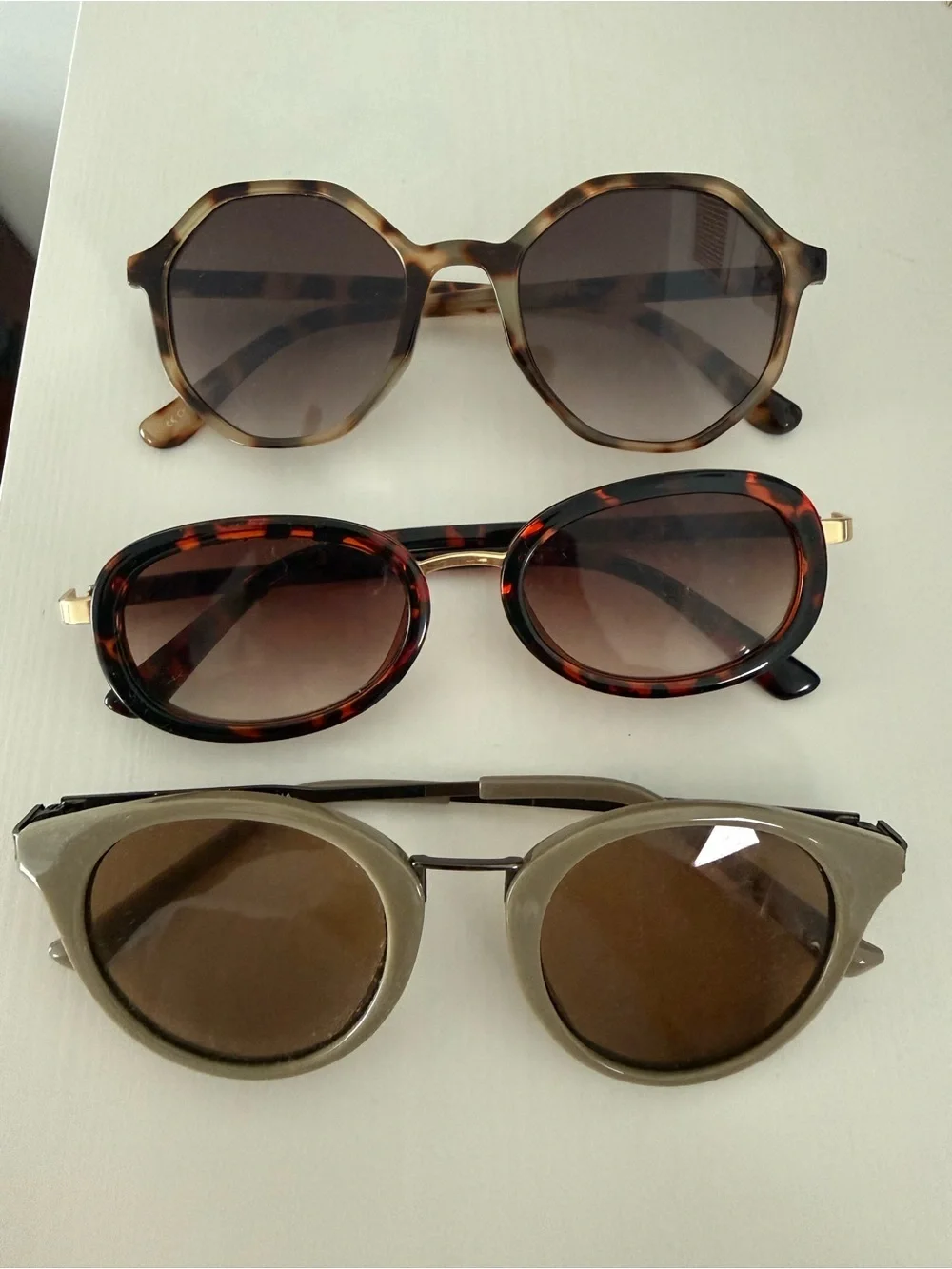 Bundle of 3 Pairs of Sunglasses